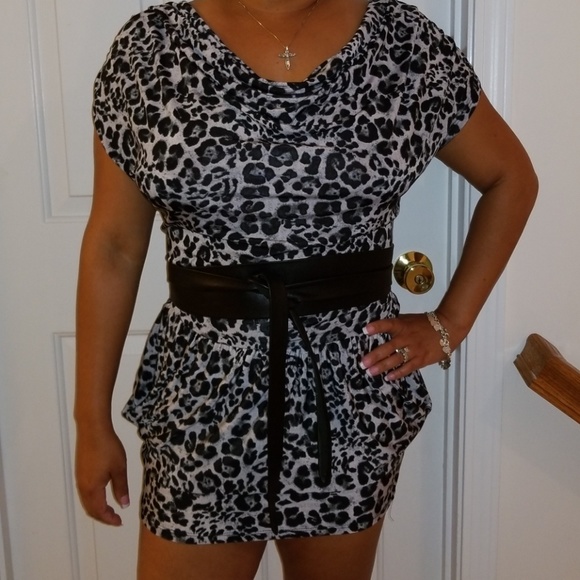 Forever 21 Dresses & Skirts - Nice Black Leopard Forever 21 Dress Sz Medium